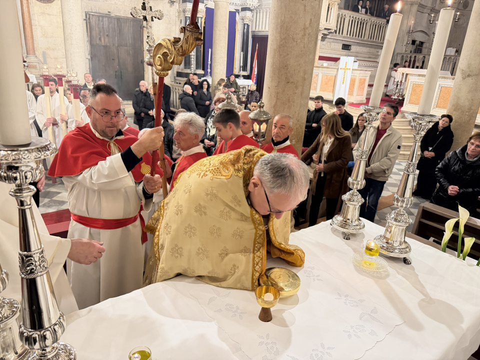 Veliki četvrtak u katedrali sv. Jakova
