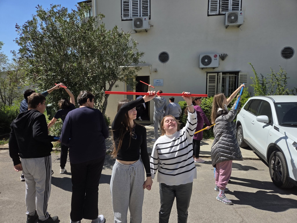 Učenici šibenske Medicinske škole nastavljaju s podrškom 'Kamenčićima'