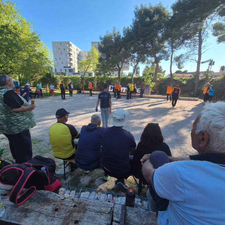 Memorijalni turnir 'Ivan Lambaša' u Šibeniku okupio najbolje igrače petanke 