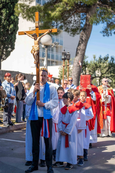 Vodice proslavile svetkovinu Našašća Sv. Križa i Dan Grada 