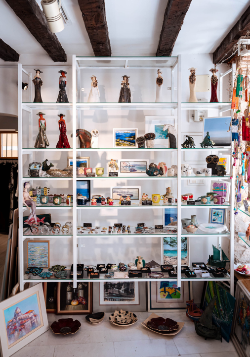 FOTO Poznata šibenska galerija ima sve za ljetni refresh doma i garderobe!