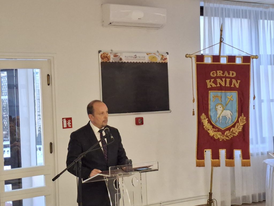 Povodom Dana grada Knina održana svečana sjednica Gradskog vijeća i dodijeljene nagrade