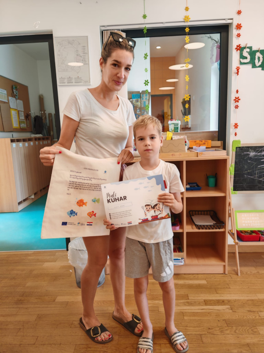 Mali kuhari iz Tisnog, Jezera i Vodica dobili diplome, a njihove riblje recepte možete isprobati i sami