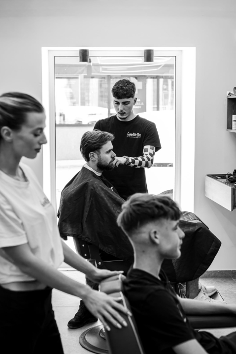 FOTO GoodFellas Barbershop otvorio vrata u Šibeniku: Iskusni barberi, vrhunska usluga i prilika za osvajanje iPhonea 17