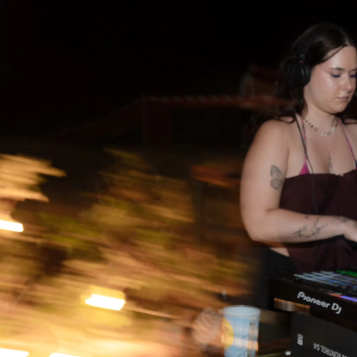 Donosimo atmosferu sa Zlarin Street Music Festivala: Pocket Palma večeras u velikom finalu