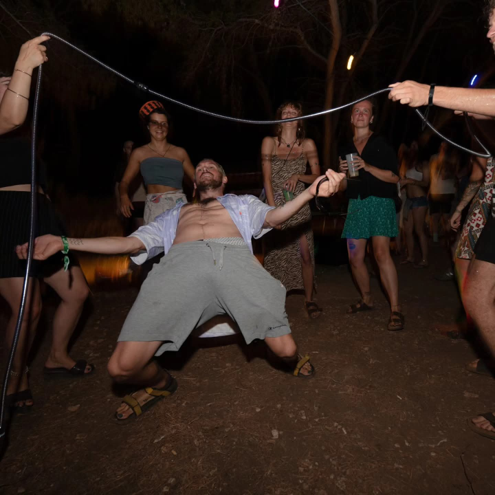 Donosimo atmosferu sa Zlarin Street Music Festivala: Pocket Palma večeras u velikom finalu