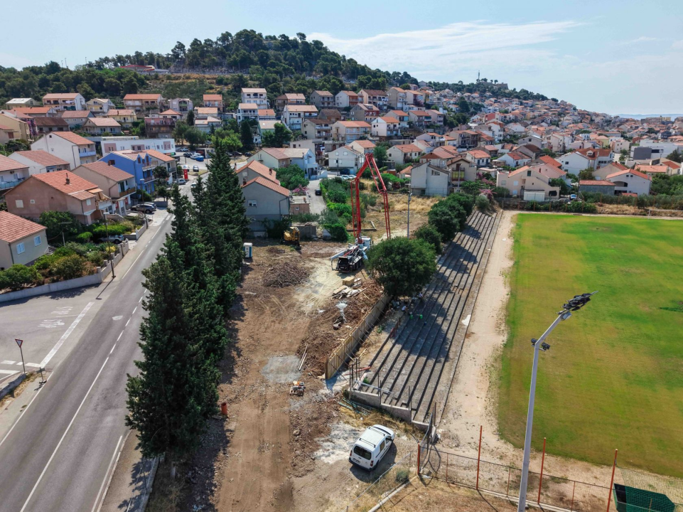 FOTO ŠC Ljubica uskoro u novom ruhu: Tribine sa sjedalicama, rekreacijski sadržaji, sanitarni čvor 