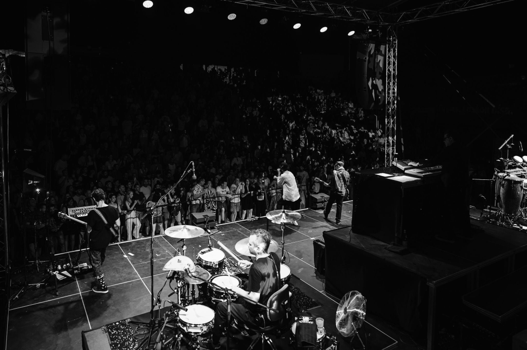 Publika čak tri puta vraćala Thievery Corporation na pozornicu Tvrđave sv. Mihovila