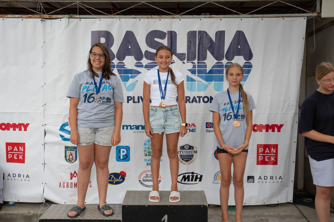 FOTO Rekordan broj natjecatelja na 16. Plivačkom maratonu u Raslini