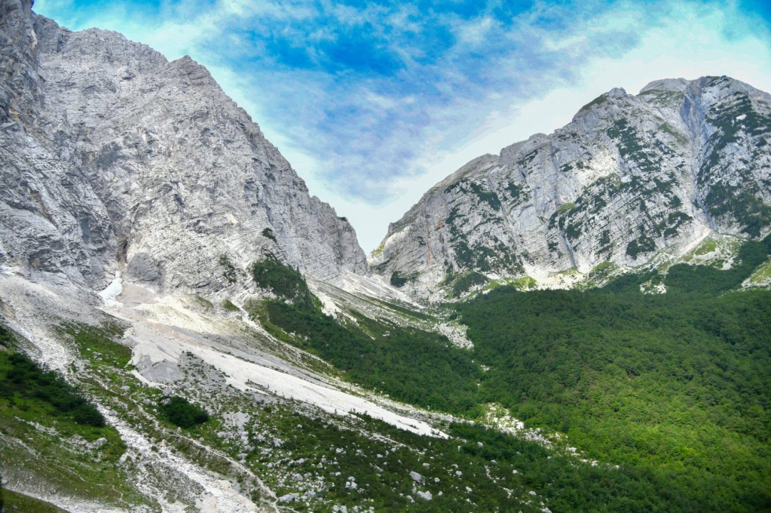 Drniški planinari popeli se na Triglav: 'Ne krijemo oduševljenje pogledima i prizorima koje nam pruža Triglav i Julijske Alpe'
