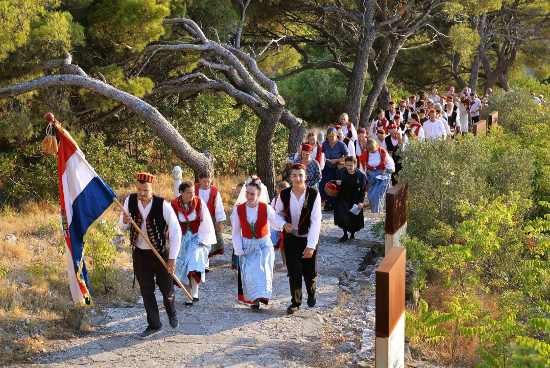 Murterski pir i ove godine vraća stare običaje na ulice
