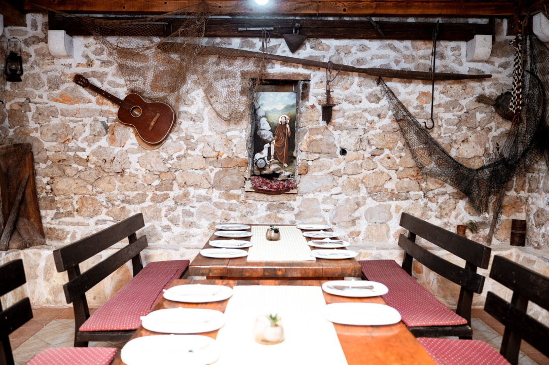 FOTO Kad Mirakul zasvira, Grdelin poslužuje: Peka, riba i steakovi za ljetnu večer koju ne želite propustiti!