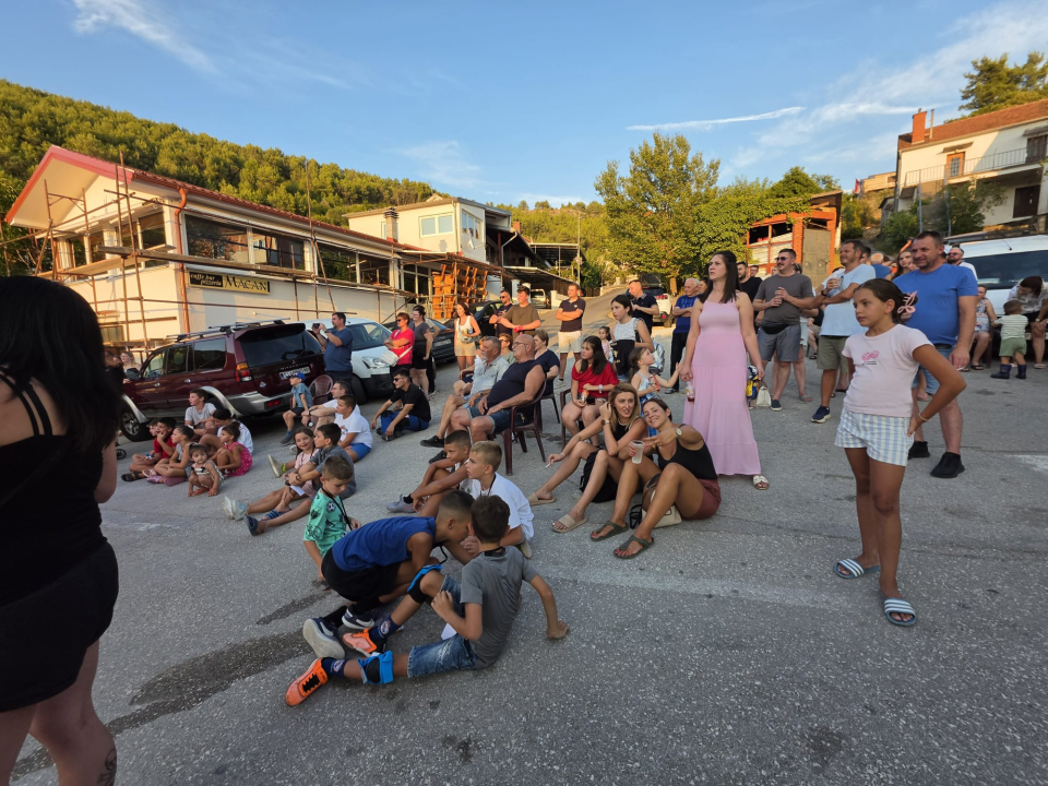 Održana deveta utrka karića u Rupama: Tradicija koja spaja sve generacije