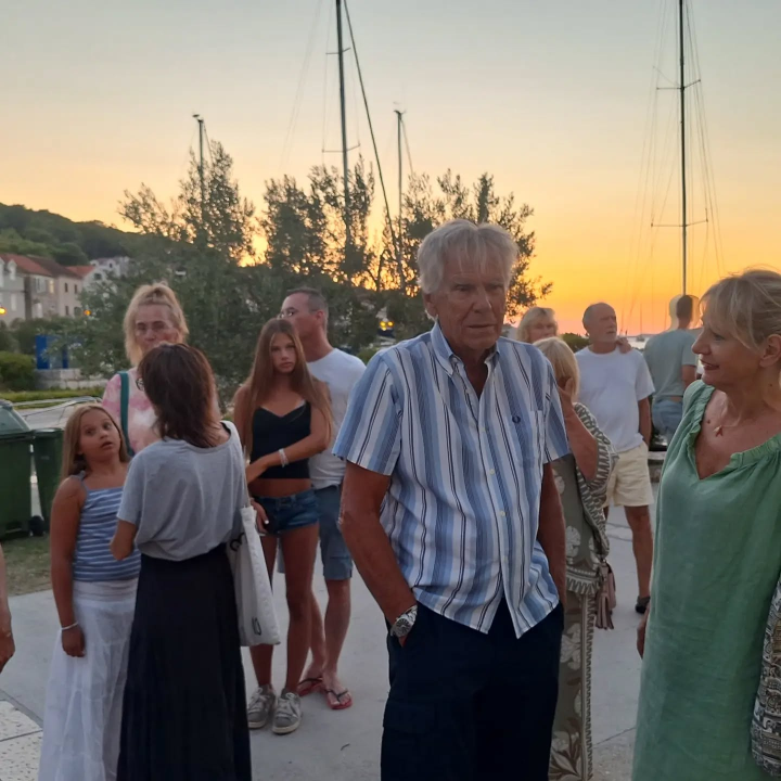 Zaljubljenici u otočnu baštinu okupili se na otvorenju izložbe 'Morski izričaji'