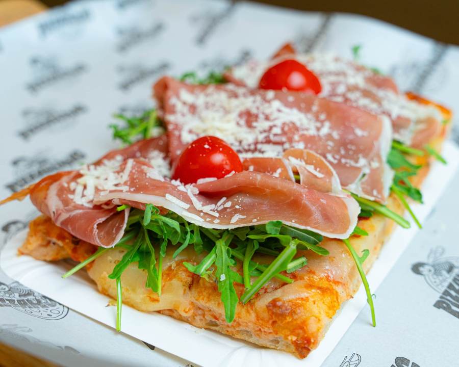 FOTO Još niste isprobali Pizza Drive-in u Šibeniku?