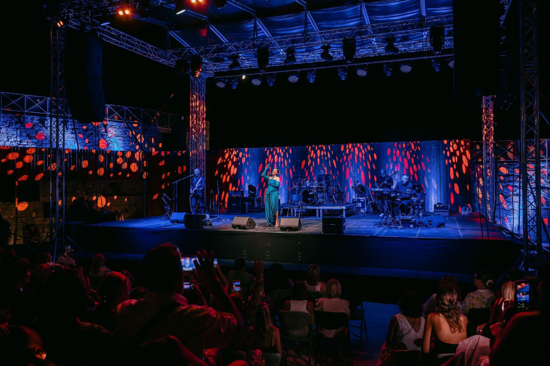 Nina Badrić oduševila publiku: 'Nema puno ovakvih prostora gdje možeš napraviti ovako dobar koncert'