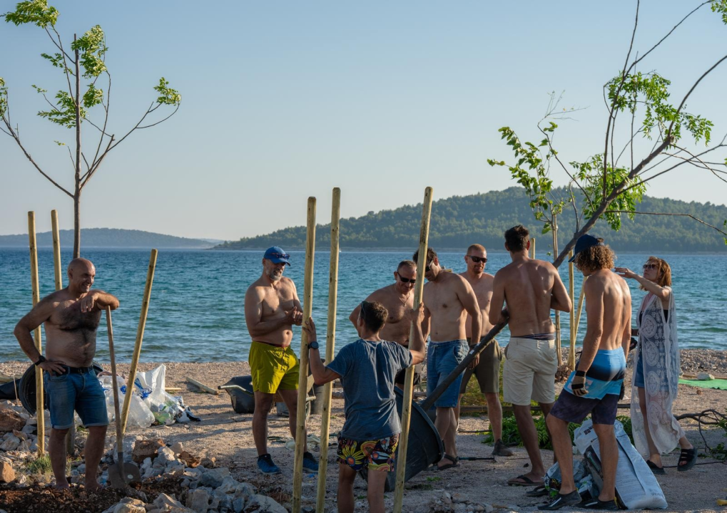 Preko 500 sadnica i 50 stabala  zasađeno u okviru petog festivala prirode Flora Dalmatica 
