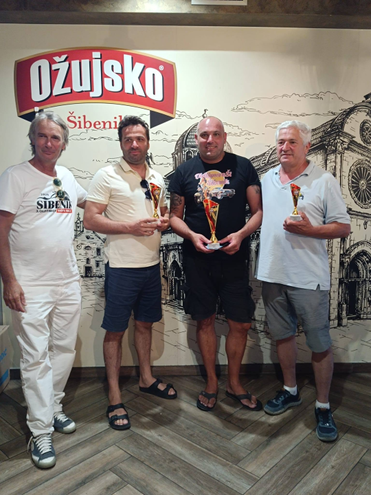 FOTO Odlični rezultati domaćina na 3. Moto oldtimer rally grada Šibenika, preuzeli su prvo mjesto ukupnom poretku