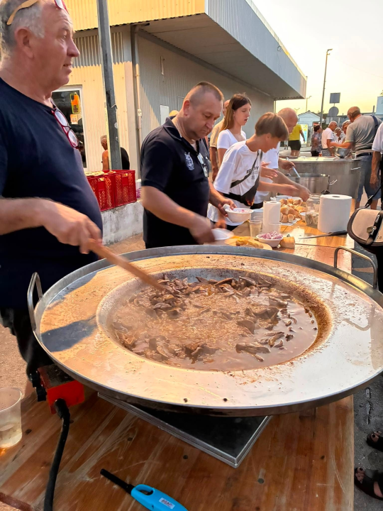Glazbarska kužina okupila mještane i goste Pirovca