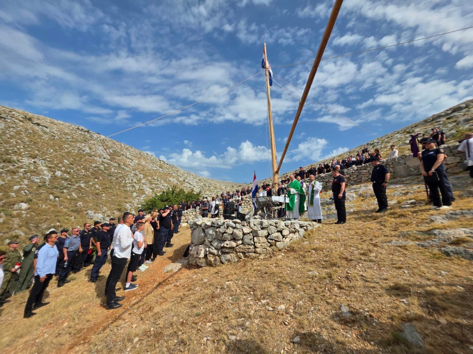 Na Kornatu obilježena 19. obljetnica stradanja vatrogasaca 