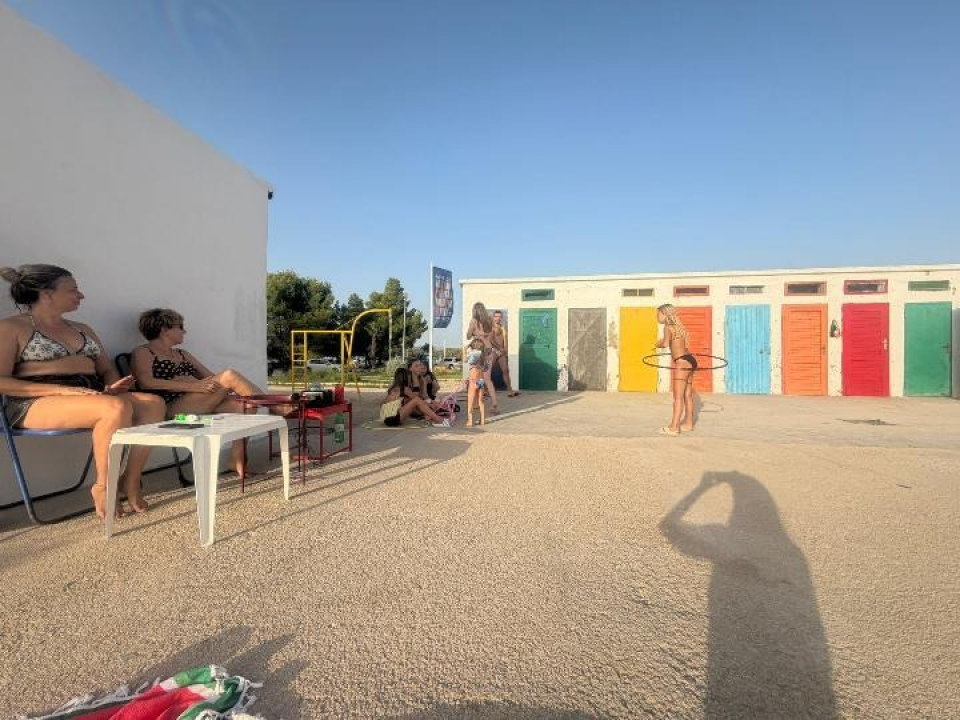 Natjecanje na Jadriji dokazalo da hula hop nije samo obična dječja igra