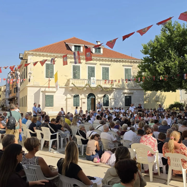 Mala Gospa u Skradinu