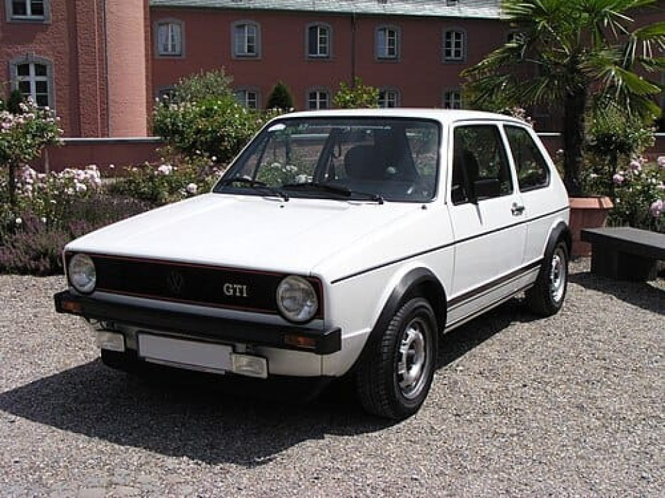 Od Fiće do stojadina: Automobili koji su nekad punili šibenske ulice