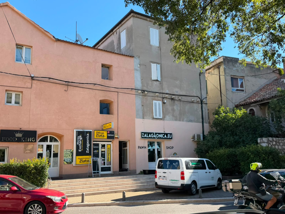 Muškarac (28) ubijen u centru Šibenika