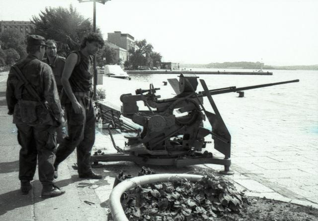 131 minuta koje su promijenile Šibenik: Od prve sirene do tenkova na mostu