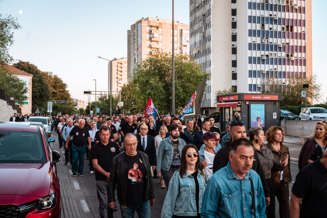 Ponos i emocije na šibenskim ulicama: Svečanim mimohodom obilježena 35. godišnjica Rujanskog rata