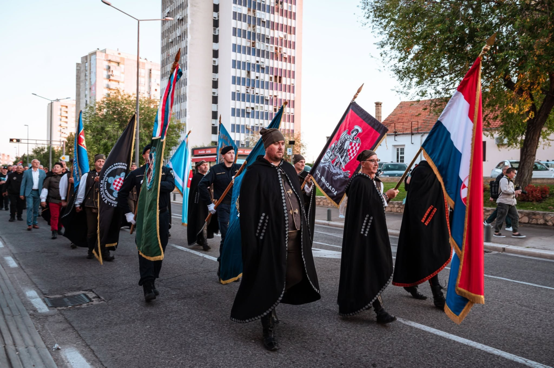 Ponos i emocije na šibenskim ulicama: Svečanim mimohodom obilježena 35. godišnjica Rujanskog rata