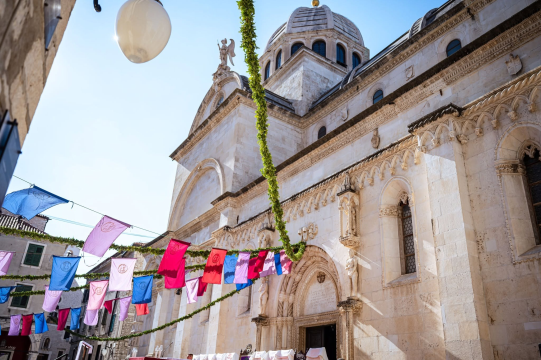 Šibenik proslavio svog zaštitnika: Održana svečana procesija i misa povodom blagdana sv. Mihovila