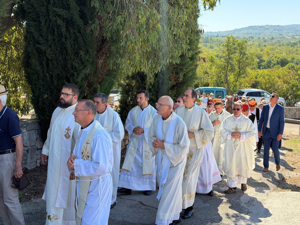 Župna zajednica Primošten Stanovi proslavila blagdan nebeskog zaštitnika