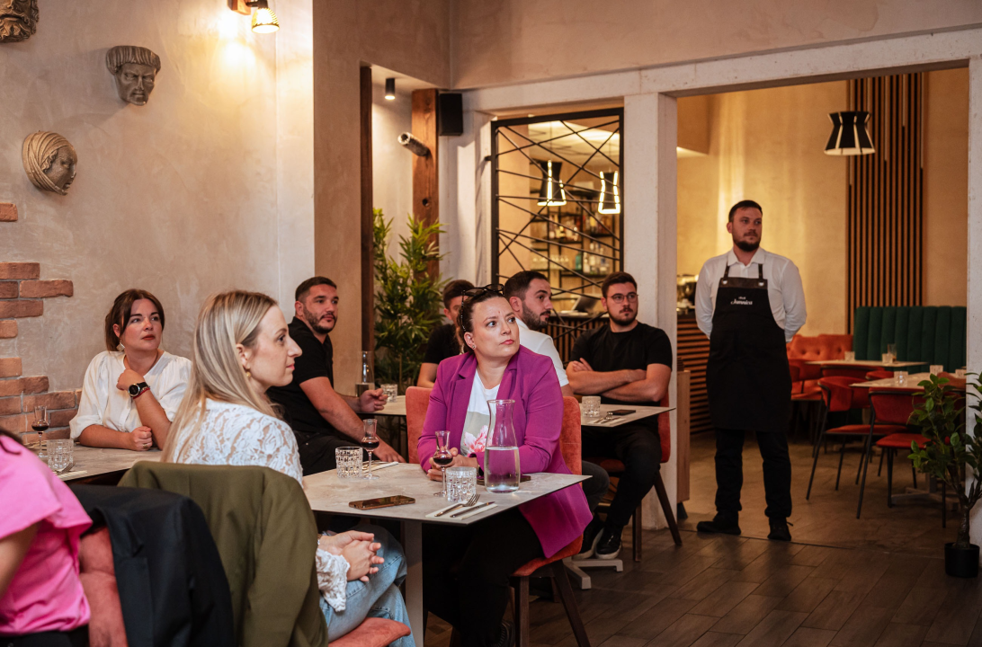 Masni brk počastio Šibenčane: Pogledajte što se jelo na degustacijskoj večeri!