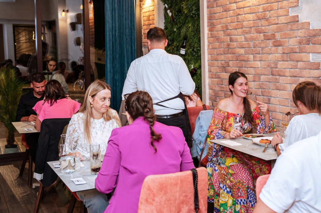 Masni brk počastio Šibenčane: Pogledajte što se jelo na degustacijskoj večeri!