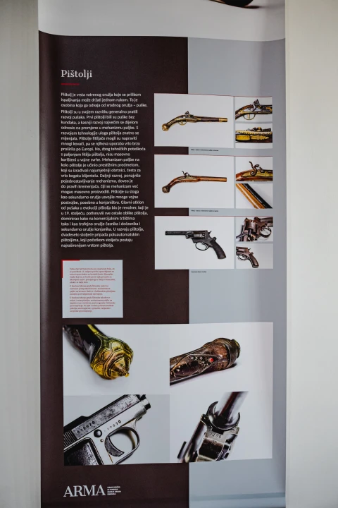 Dalmatinska raskošna sablja, sudanska kaskara, revolveri, jatagani...U Muzeju pogledajte odličnu izložbu oružja
