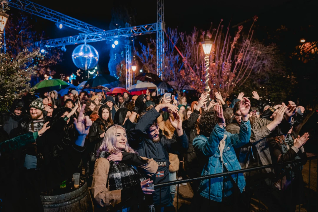 Svemirko i PARK kontra atmosferskih neprilika: U đardinu je sinoć bilo ludilo, pogledajte atmosferu  