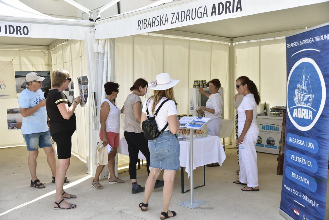 Jedinstveni doživljaj: U Betini održan Sajam tradicijske drvene brodogradnje