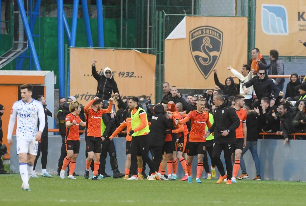 Ludnica na Šubićevcu: Šibenik golom Čopa u zadnjoj minuti dobio Dinamo i plasirao se u finale Kupa