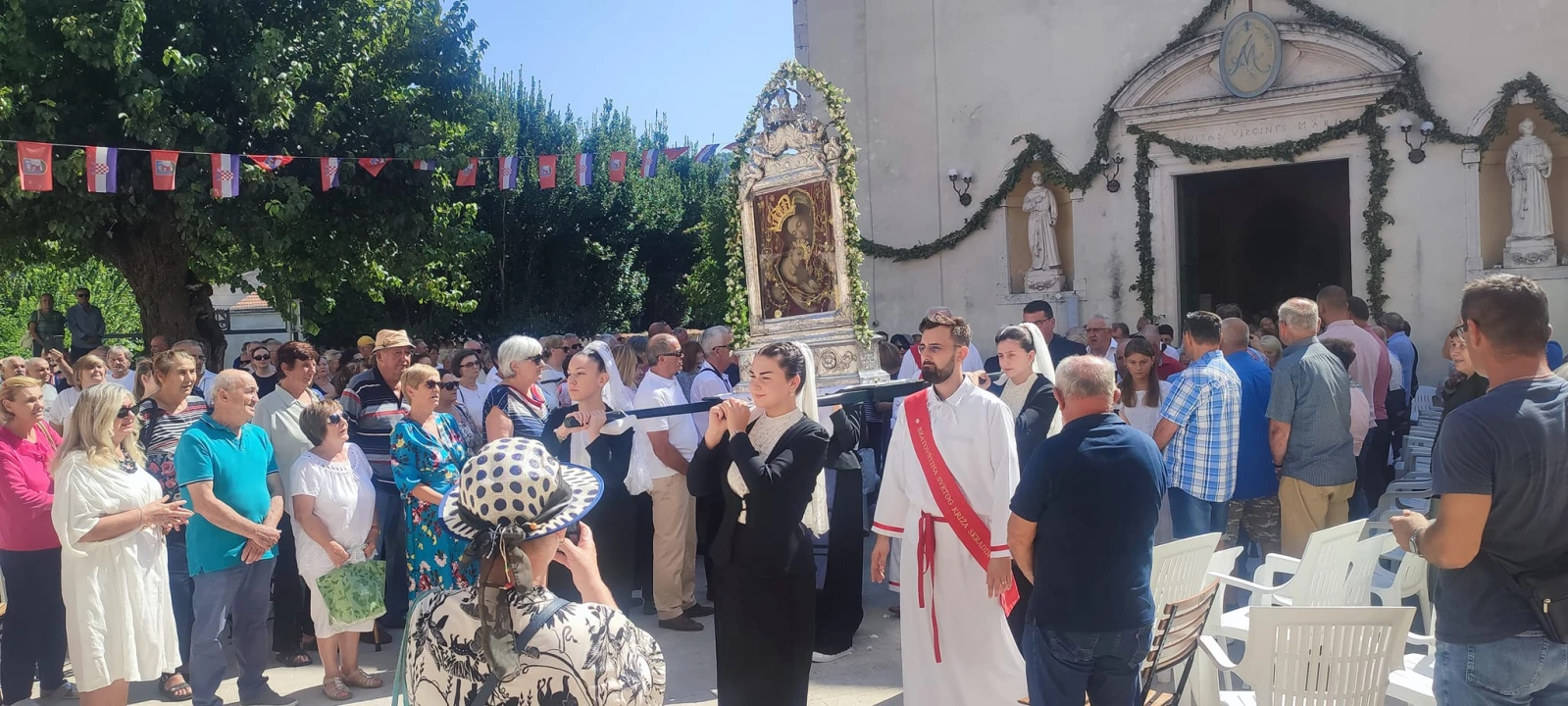 U Skradinu proslavljen blagdan Male Gospe