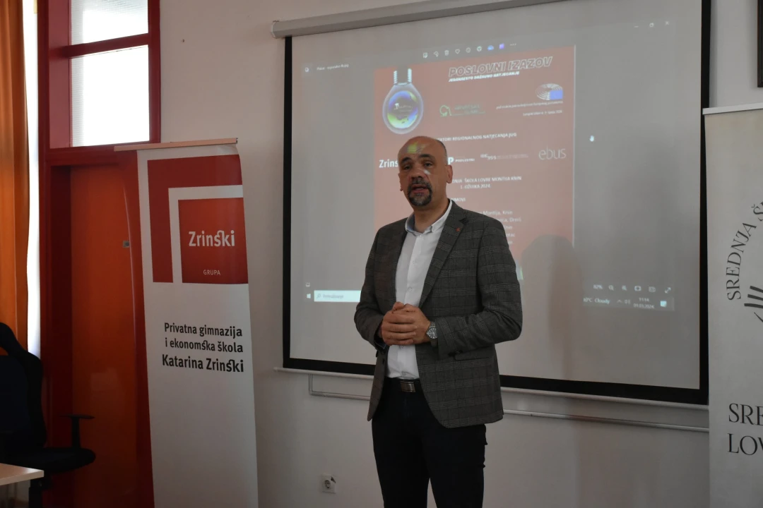 U kninskoj srednjoj školi održano regionalno natjecanje Poslovni izazov 2024. za regiju Jug