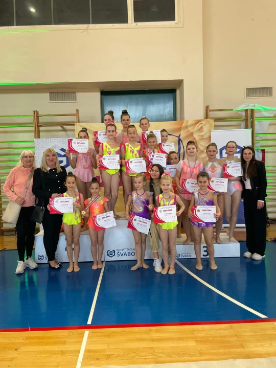 Pregršt medalja za gimnastičarke 'Šibenik-Dalmacije' u Trogiru