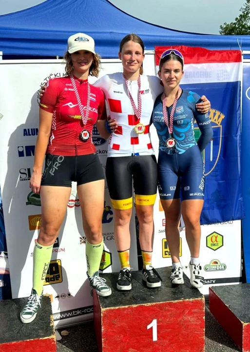 Petra Čuklin uspješna na Prvenstvu Hrvatske: Zlatna u kronometru, srebrna na cesti
