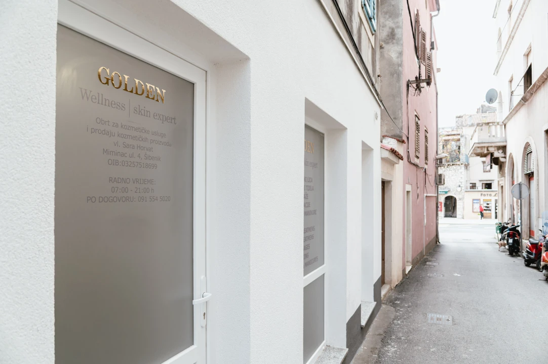 FOTO: Golden Wellness/Skin Expert s ponosom predstavlja novo pojačanje – stručnjakinju zlatnih ruku