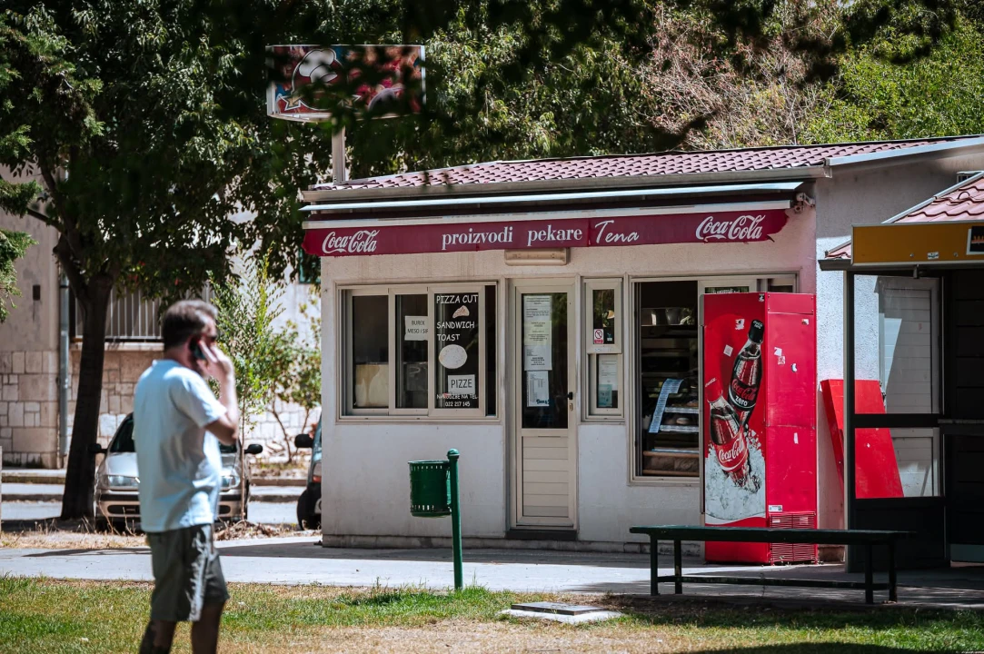 Baldekin 2 i 3: Simbol šibenskog duha, spoj sporta, obrazovanja i sjećanja