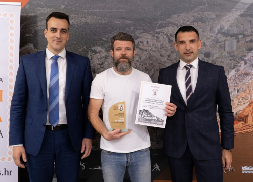 Fotografija 6 - Plivači Kardum i Vukičević najbolji sportaši Šibenika, ekipno slavili nogometaši i košarkašice