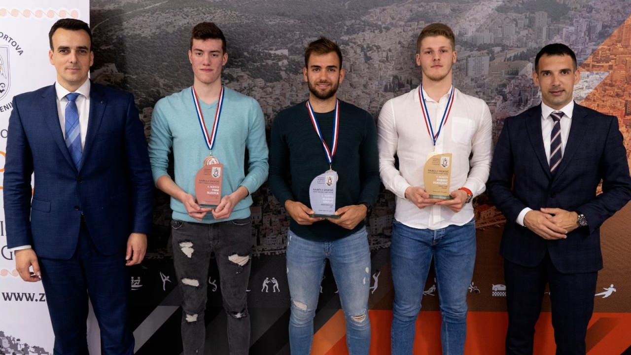 Plivači Kardum i Vukičević najbolji sportaši Šibenika, ekipno slavili nogometaši i košarkašice