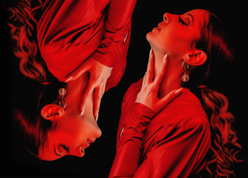 Fotografija 4 - Eevu je pohvalila čak i Erykah Badu, a na ‘našem’ jeziku piše tek otkad živi u Šibeniku: ‘Moć nije sposobnost žene da pretrpi bol’