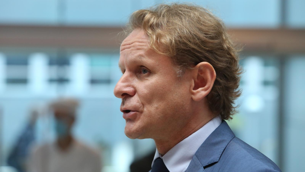 Znanstvenik Ivan Đikić se cijepio AstraZenecom