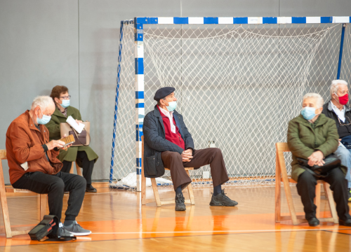 Fotografija 22 - Na Baldekin po svoju dozu ide 480 ljudi: Bivša medicinska sestra Ana Paić prva je cijepljena protiv covida